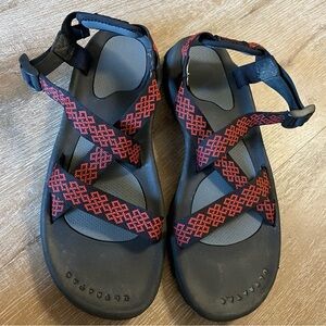 The North Face men’s Skeena sport Sandals size 13